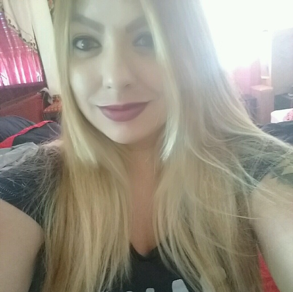 Meet your Posher, Jess - Picture 1 of 1